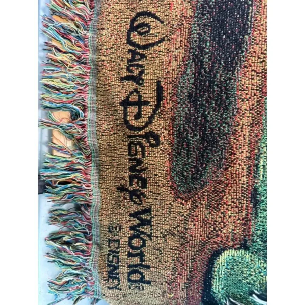 VINTAGE WALT DISNEY WORLD  THROW BLANKET 58'' X 48''